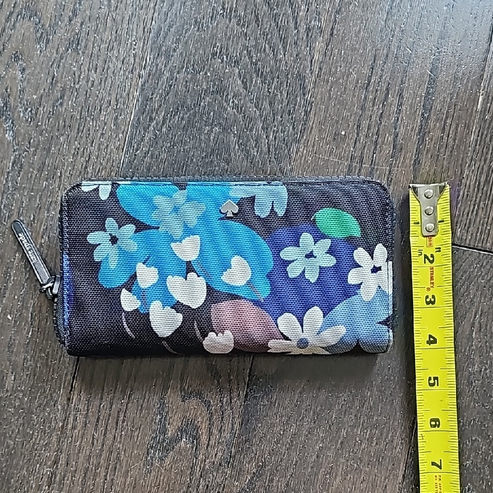 kate spade Floral Wallet in Blue, White and Black - Picture 1 of 5